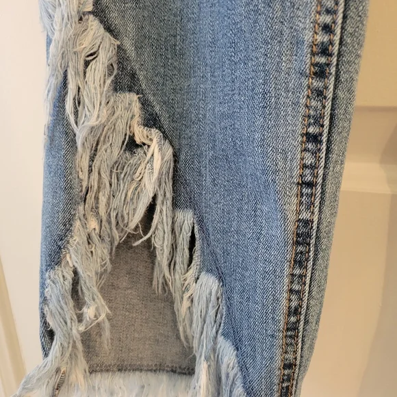 Jeans - Picture 2 of 6